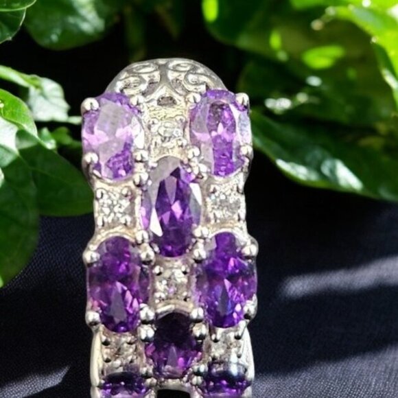 Vintage AVON Rhinestone and Amethyst Gemstone Small Stud Huggie Hoop Earrings - Picture 2 of 6